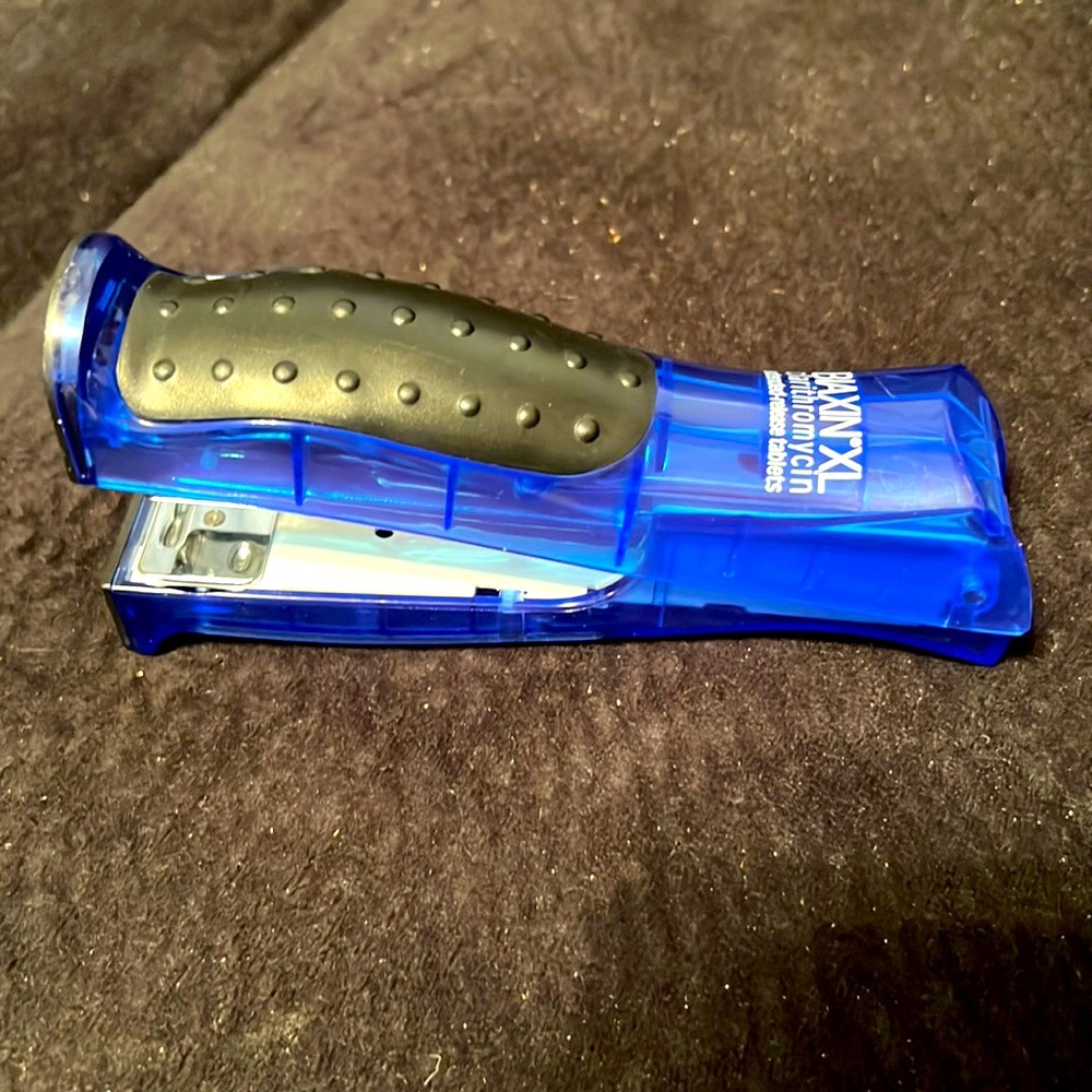 ⭐️ Stapler Gorgeous translucent blue stapler with black non slip grip handle